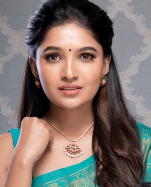 Vani Bhojan - Wikiunfold